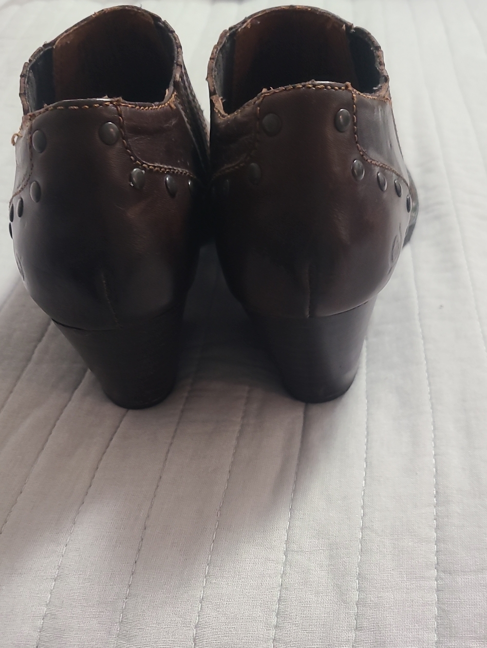 Born Women's Western Leather Rodeo Cowgirl Stylish Studded Brown Ankle Boots S 8 - Picture 4 of 11
